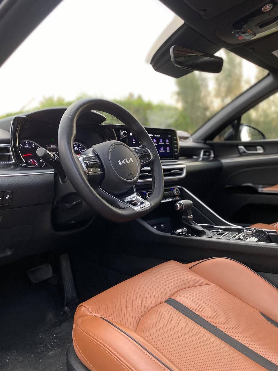 كيا 2024 K5 GT فول موصفات 
اعلى فئة محرك 2500 تربو 
300 حصان لون اسود داخل مشمشي 
فتحة سقف بانروما شاشة جبيرة 
شاحن لاسلكي كشن كهرباء بصمة تشغيل عن بعد شفتات ستيرن فج بريك GT وباقي موصفات معروفه 
السياره رقم اربيل بسمي هزه جديد
(حادث السياره) فقط الجاملغ والباب اليمين ومبدل نفس الون صبغ فقط حافة البنيد صور السونر بل منشور 
بجم بلادي مي بلادي ايرباك فقط ستيرن ومبدل اصلي 
ماشية : 26 الف مابيها اي نقص 
بيع وامراوس 

ال💎ــسعـر 🟥 :: رقم (1) تلـقـائـي 📮

رقم صاحب ســـيـارة :: ***********
