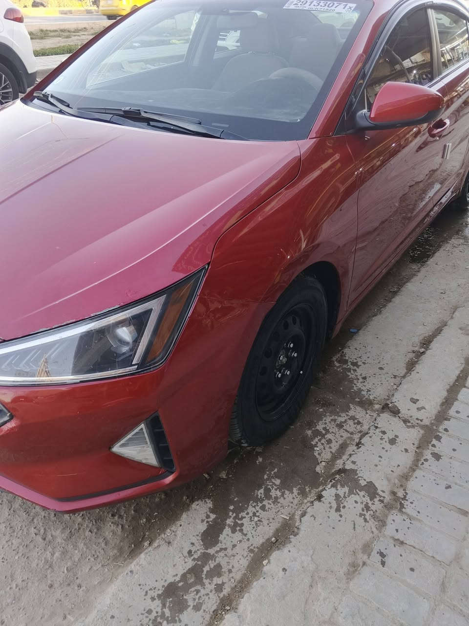 السلام عليكم
للبيع هونداي انترى
وارد امريكي 
موديل 2019
حادث قبق جنطه وجملغ خلفي
محرك الفين دوش 
نص مواصفات 
رقم بغداد
مكان السياره بابل الاسكندريه
السعر125وبيه مجال 
التفاصيل أزيد ***********
***********
