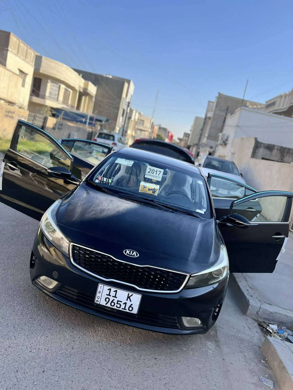 للبيع (( فورتي 2017 )) فئة 🇰🇷 EX 
مواصفات فول EX 💯
رقم بغداد ( الرقم الدولي) بأسمي تحويل ثاني يوم ✅
________________________________
⬇️⬇️

محرك 2000  🎖️
اللون (ااسود ملكي  🖤)
تدفئة ♨️+ تبريد قطعتين ❄️  
تدفئة ستيرن 
تدفئة كشنات
ويل كب كروم + تخم تاير جديد
نظام كم ونظام الميل 
منظومة زنون 💡
ماشية 168 كم 
بصمة
تحكم ستيرن جهتين
رادار جهتين
كامرة خلفيه
مازات عدسات زنون
حساسات خلفية رادار
مري شفط
ترحيب اشارة + ابواب
اشاير بالمري
مسجل شاشة
قرص CD +اواكس + بلوتوث
ثلاثة انظمة 
داخل جلد 
مقاعد منفصلة
كشن السائق متحرك مع التشغيل 
انظمة خزن كشنات
فتحة سقف
تحديد مسار 
كروز سرعة
وهواي مواصفات بيها بعد
مابيها اي شي نقص سيارة كاملة مكملة متصرف عليها ولا فلس
ومتعوب عليها . بالخير على الي ياخذها 
ملاحظة : حادث امريكا كما موضح في الصور بنيد ايرباك ستيرن راجع سستم وبردة اليمين  👍🏻
يعني الايرباكات شغالة وسليمة
________________________________
السعر {127$] ورقة و بيها مجال للشراي
 
    بغــداد / العطيفيـة
   ***********
        ابــو علــــي
