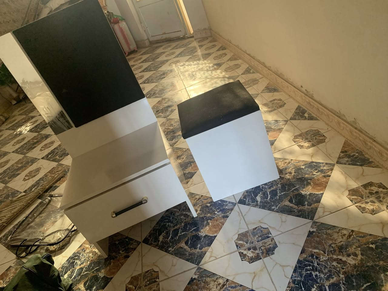 عندي هاي الغرفه تركيا أخت الجديد اول شده اله سعر 375قفل


**إذا كنت صاحب هذا الإعلان وتريد حذفه لأي سبب، رجاءا أرسل رسالة إلى الدعم الفني**