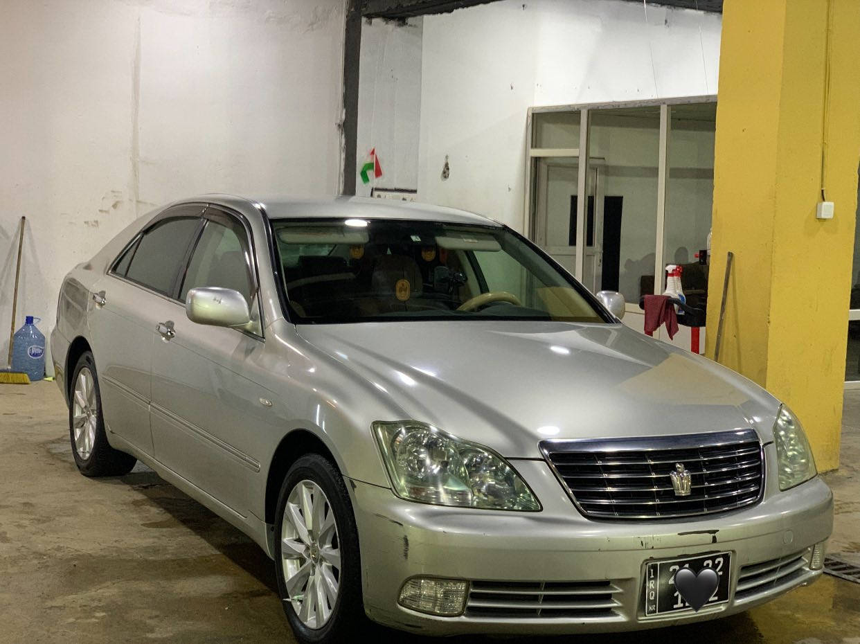 شاهینە ١٨٢ گەورە بە گەورە بێ دووکەڵ   2005 دوو دووگمە دوو پارچە بۆیاخی ئەوروپای هەیە دەعمی نییە سەیارەکە هەیکەلی زۆر جوانە گێڕوو مەکینەی بێ کێشەیە عەزێت نەدراوە ناوو ڕەساسییە نرخ ٤٩ گەڵاوو معامەلە  ***********
