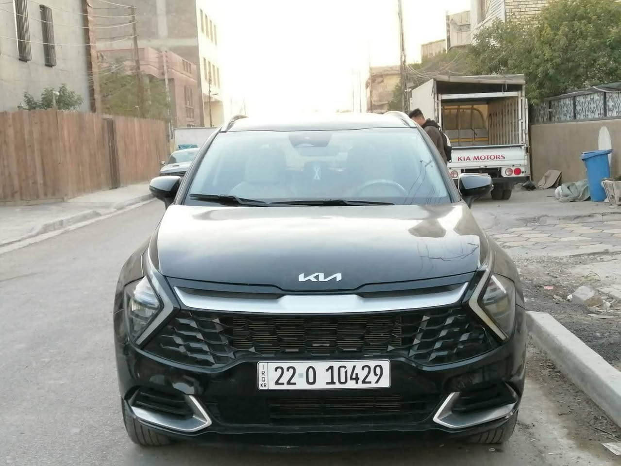 السلام عليكم سبورتج موديل 2023 فول من عده الفتحه رقم اربيل سياره جاهزه على آخره حبايه صور الحادث موجودات بل نشر بيها قطع صبغ مكفوله من الكص والتبديل ***********السعر 165 وبيها مجال
