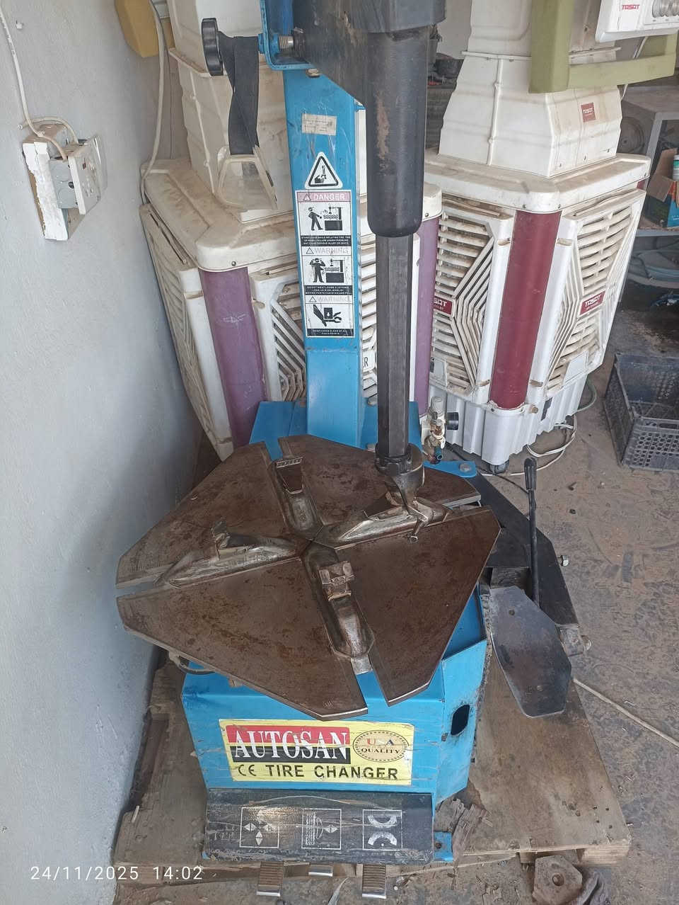 السلام عليكم/خالعه اتوسان تركي شرط الشقل مستخدمه حجم 22 للتواصل ***********
