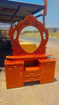 ميز تواليت • جرباية نفرين • شهربان
