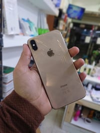آيفون XS ماكس • ٢٥٦ • قافل ايكلود