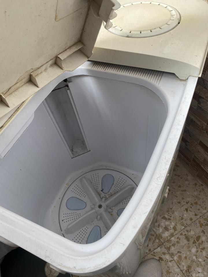 غساله مستعمله تخبل نظيفه سعرها 60 وبيها مجال بسيط مكاني الحله ***********
