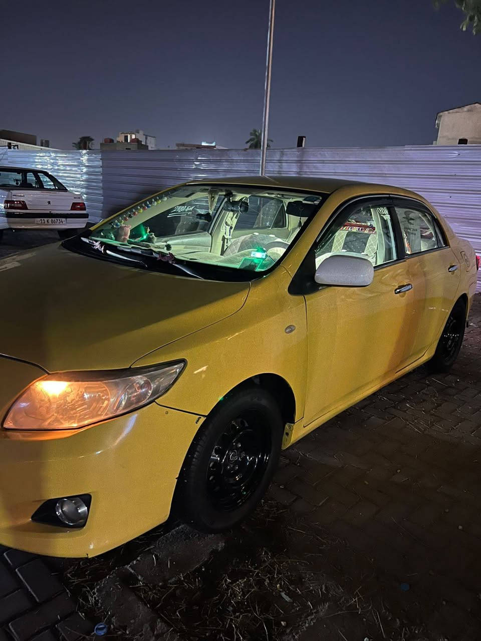 سلام عليكم مديل ٢٠٠٨ جاهزة تخم تاير حدادية تبريد شاشة خليج سعر ٨٥ وبيهة مجال ***********
