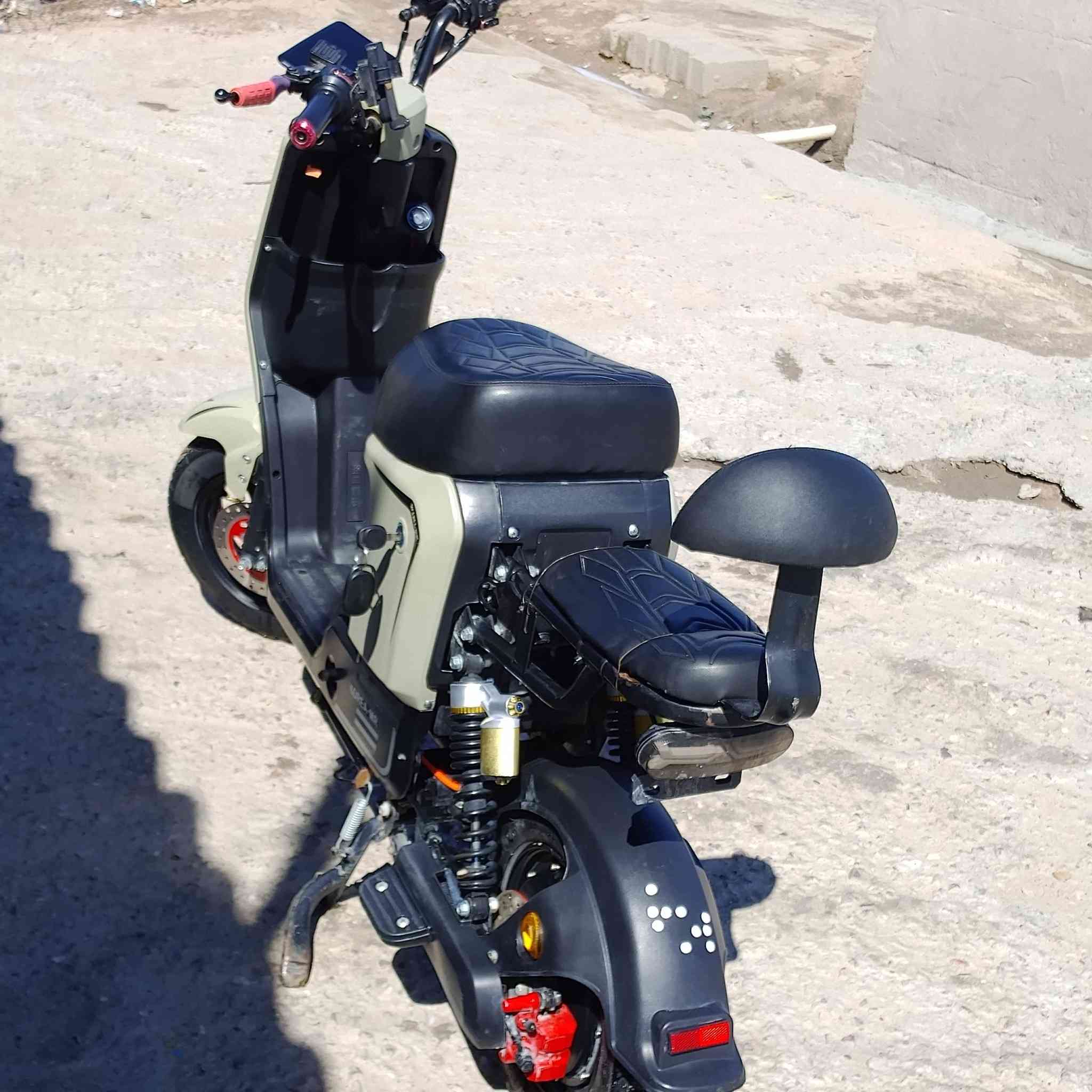 السلام عليكم دراجه للبيع موديل 2026 ار 9 دراجه نظيفه العنوان بصره سعرها اتصل على هذا ***********
