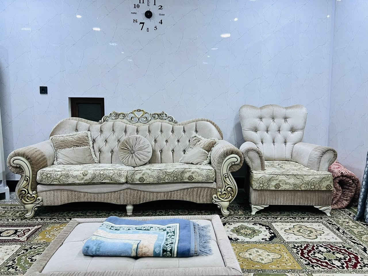 السلام عليكم تخم ملكي للبيع نضيف كلش سعاره 650وابي مجال مكاني كركوك حي النصر الشراي اتصال ***********
