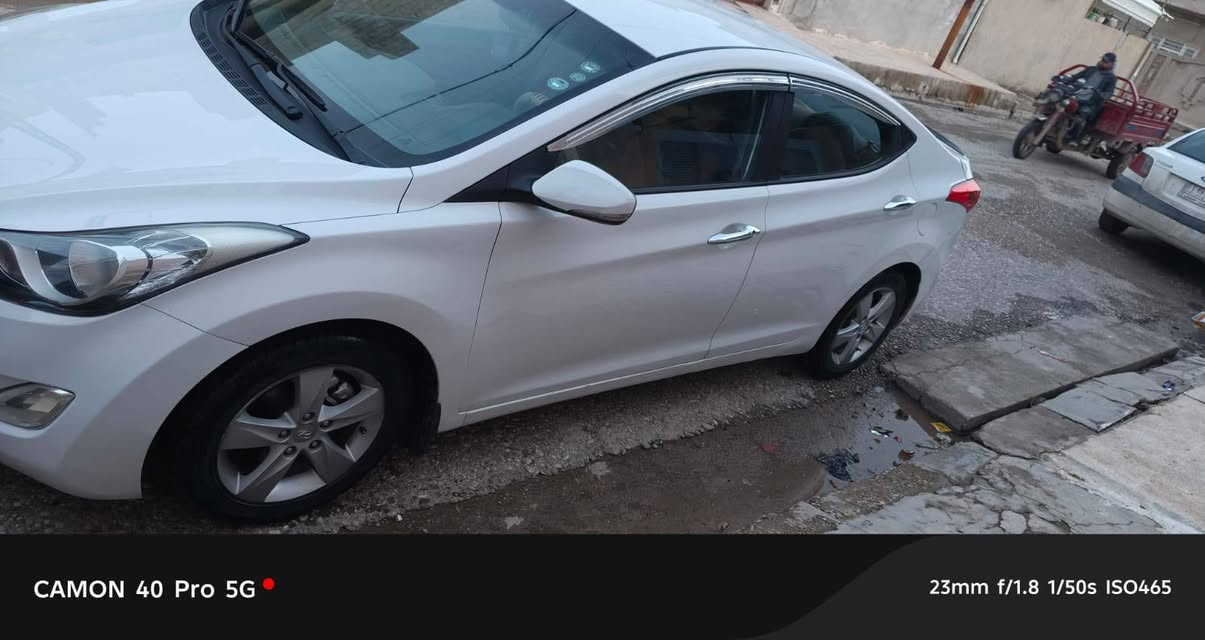 السلام عليكم
النترا مضلع 2012 للبيع
صبغ بالدوسه فقط 
شرط التحويل رقم اربيل 
للتواصل ***********
غير متوفر عالفيس
