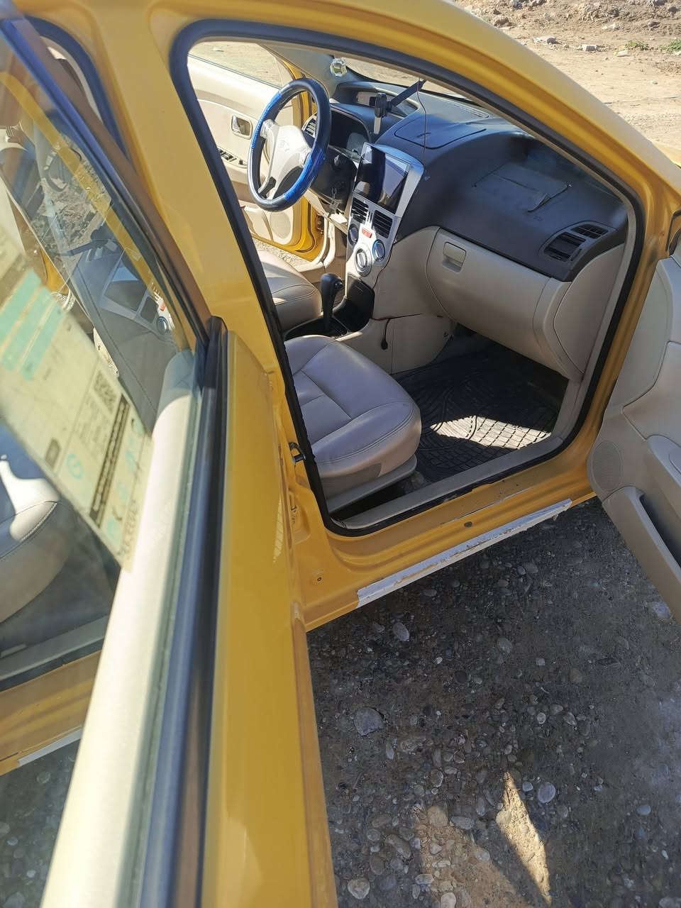 شيري فلاوين موديل 13
سنويه الحد 27
بيها دفتر بانزين كير محرك يارس
السعر 45 ***********
