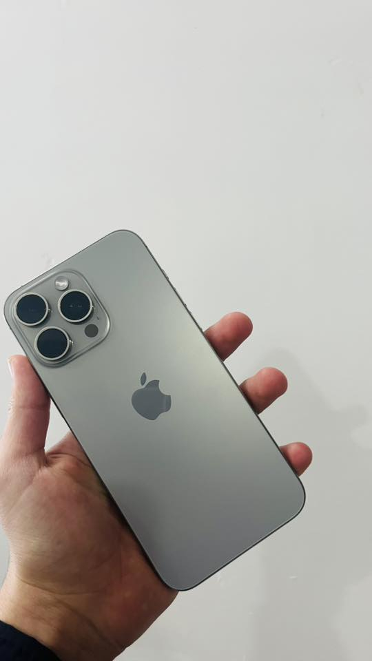 للبيه ايفون 15برو ماكس فول نضافه جلخه مابي بطاريه 91 ذاكره 256 دبل سيم الجهاز فول نضافه سعره مليون 150 وبي مجال للشراي فقط للاتصال ***********
