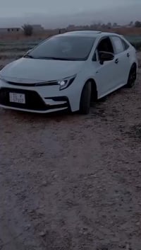 كورلا للبيع  موديل ٢٥ كفاله شكل الامريكي فول مواصفات  كشن كهرباء مارون...