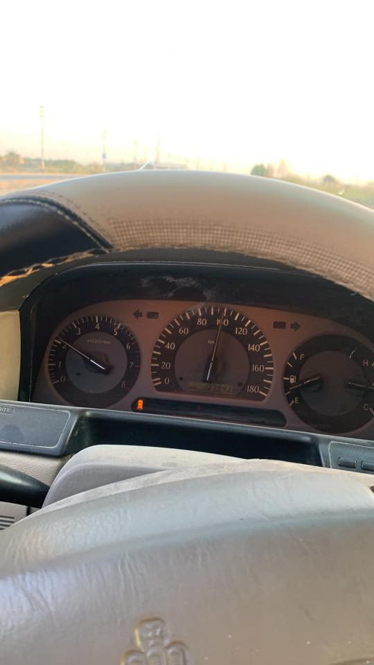 السلام عليكم ملكه ديفىر جبير كصتين اكرر كصتين رقم وسنويه سلمانيه طبق الاصل يعني ادوات ابيعلك كوم حديد 
سعر 25 بيه مجال حك جيه فقط الي يحب يتواصل واتساب هذه رقمي بس واتساب. *********** مكان السياره مشخاب النجف
