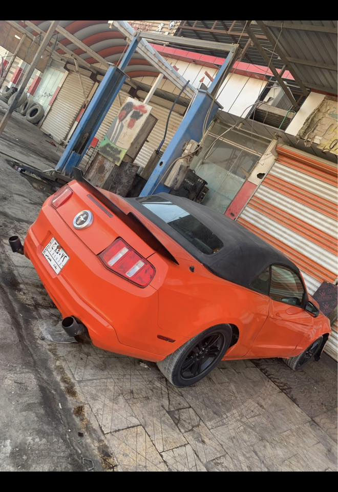 فورد موستنك سيارة كير مكينه اكسل تبريد منضومة جديدة شاشه كشف جديد شغال سيارة مامتعوبه ولا داخله ساحه محتاجه ادامه للحداديه صوت يخبل رمونت فتح وغلاق مسويلها تغير لون حادث فقط جاملغ اليمنه من امريكة مكاني البصرة السعر٧٦
وبيها مجال
واذا مراوس هم ترهم
عنواني البصرة 
***********
