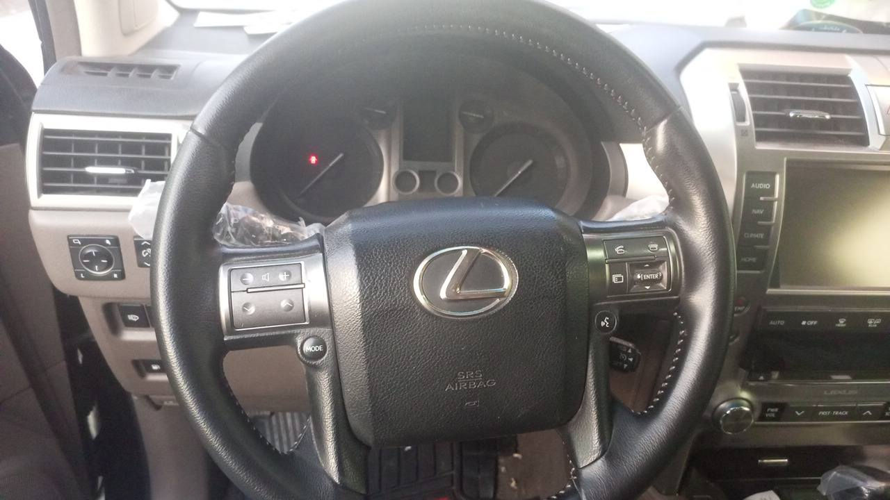 سلام عليكم للبيع لكزز برادو خليجي موديل 2018فول مواصفات معروفه مواصفات لكزز ماشيه 159الف بيه قطعه وحده صبغ بدون دواخل مكينه 8سلندر 4600 السعر380ورقه أو بيه مجال أو إذا اكو مراوس هم اراوس رقم اربيل  اتصال ***********او واتساب
