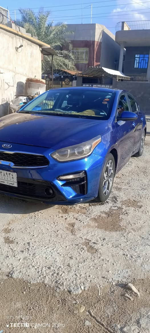 السلام عليكم سياره كيا فورتي كير ومكينه كفاله السياره موديل 21 مكاني بصره جمعيات تواصل على رقم الهاتف ***********
