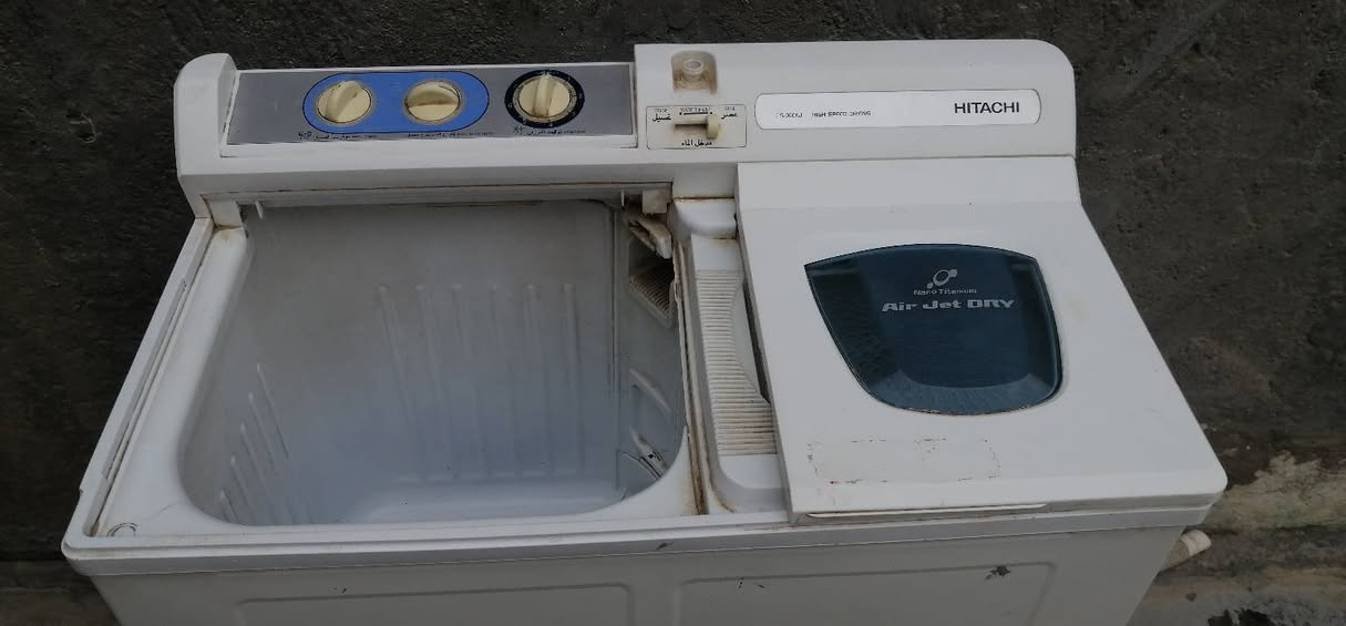 للبيع ديوانيه مركز ***********
