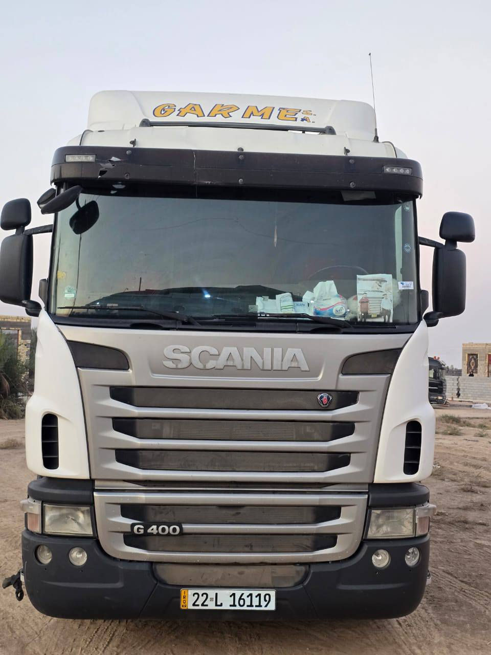 سلام عليكم البيع سكانيه مديل 2012 جديده مكفوله رقم نكليزي تحويل كير راجز دشبول طويل تانكين كاز يسارة بلاديه راس وعربانه مربوطه تبريد تدفيه صوبه شغاله سعر تصال برقم ***********
