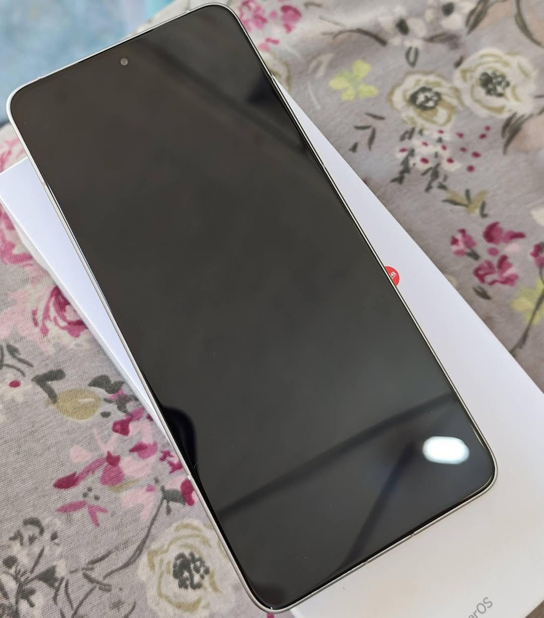 موبايل Xiaomi 14T pro 5g للبيع 
شاومي 14 تي برو 5جي

مواصفات الجهاز 
الشاشة6.67 بوصة - 144 هرتز - AMOLED
1 تيرابايت الرام16 + 16 جيجابايت الكاميرا 50 + 50 + 12 ميجابكسل
 المعالجMediatek Dimensity 9300 Plus 
البطارية والشحن السريع5000 مللي أمبير - 120 واط

والجهاز نظيف بنسبه 99%  بل اضافه الئ استعماله قليل جدا 
مكاني بابل... الحصوة 
سعر الجهاز 650 وبي مجال بسيط 

للاستفسار الإتصال علئ الرقم
***********
