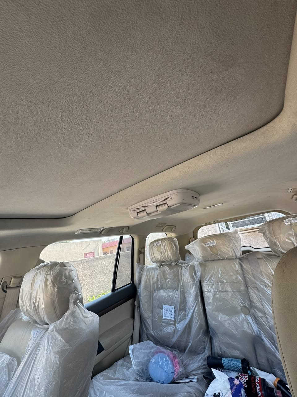 لاندگروز 17 للبيع بريم م 6 فول مواصفات رقم شمالي مكان السياره بغداد السعر وباقي التفاصيل ت ***********
