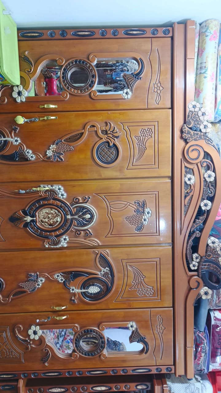 غرفتك شباب عنبه للبيع  ***********

