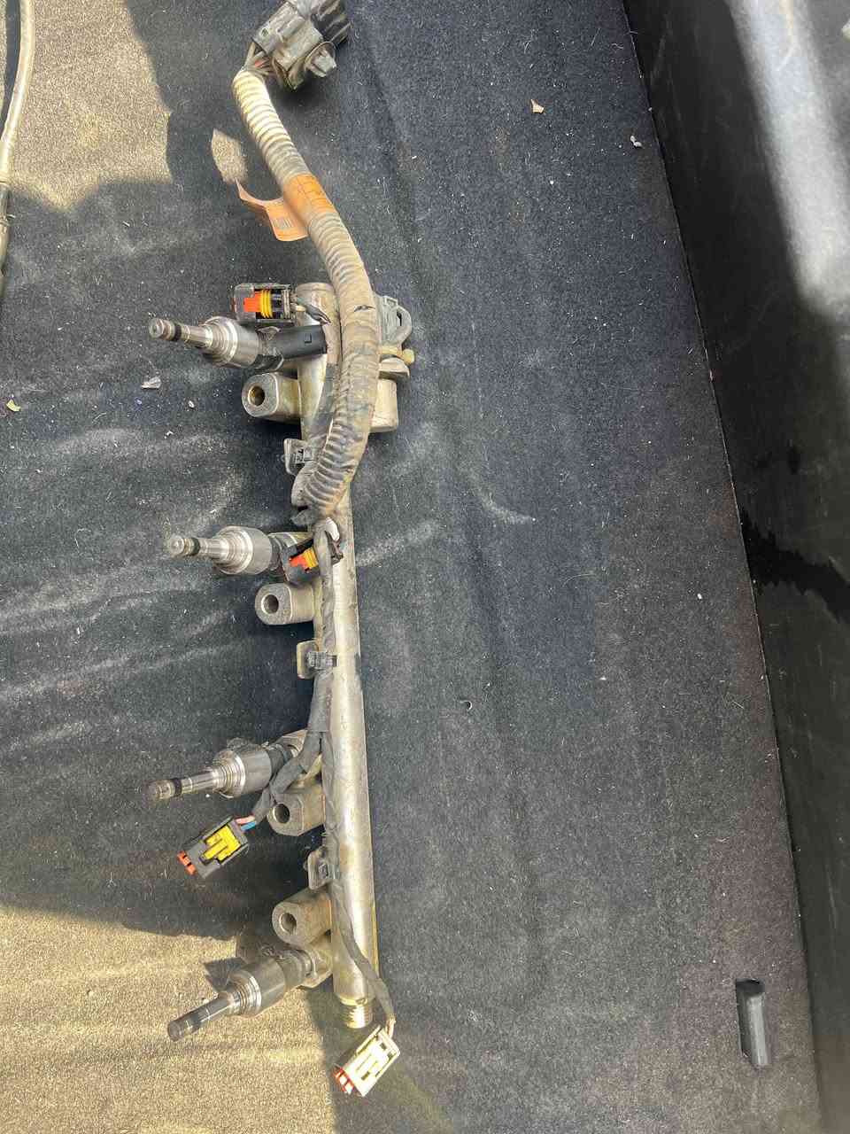 نوزلات سوناتا فتح من الحاوية  من موديل ٢٠ فما فوق 
مع حساس حجر البيئة للبيع 
التواصل على الرقم ويتوفر واتساب 
***********
