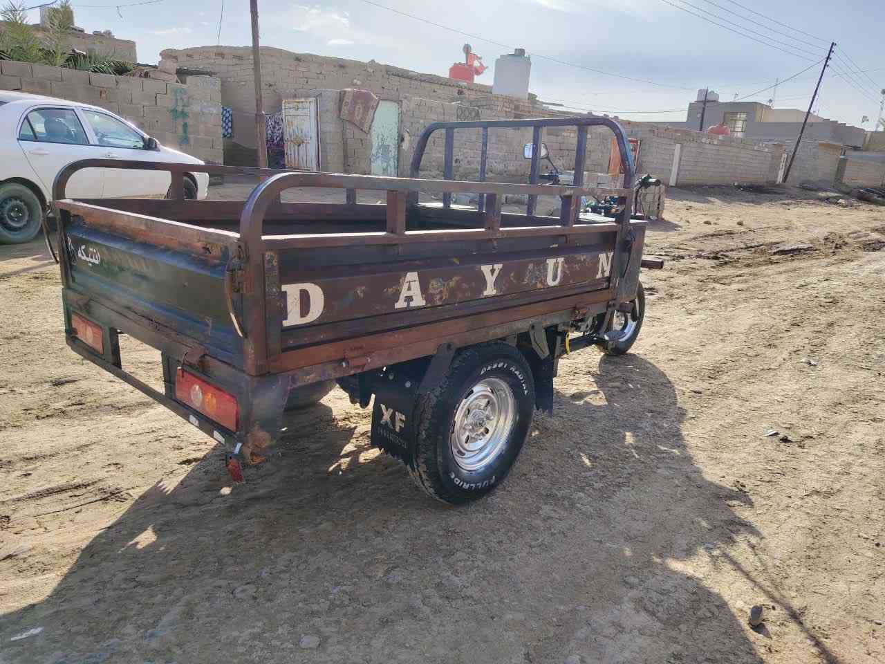 ستوته دايوان موديل 2011 رقم ابيض راعيها موجود تحويل ثاني يوم ،، كهربائات كله شغاله ،، مكينة نظيفه ،، تايرات نضيفه ،، (السعر مليون وربع ) بيهامجال مكان الكوت الدجيلي رقم الهاتف ***********
