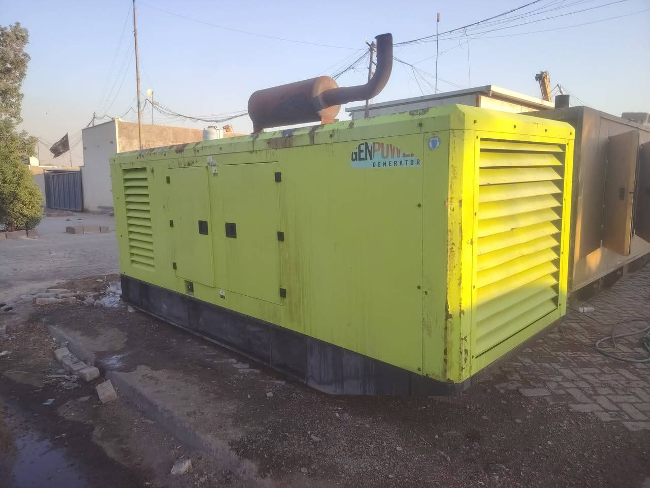 السلام عليكم بيركنز 1300 نضافه 100/90 كلش نضيفه كول نقص ما بيها شرط الشغل والتحميل بكاني بغداد النهضة شارع كريم النده السعر 80 وبيه مجال للشراي رقم الهاتف *********** موجود واتساب
