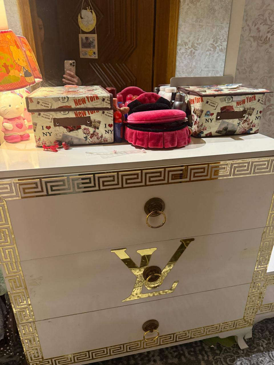 من رخصت مدير الكروب متاح غرف نوم نفر السعر 150الف بغداد العطيفيه خلف مستشفى الكرخ ***********
