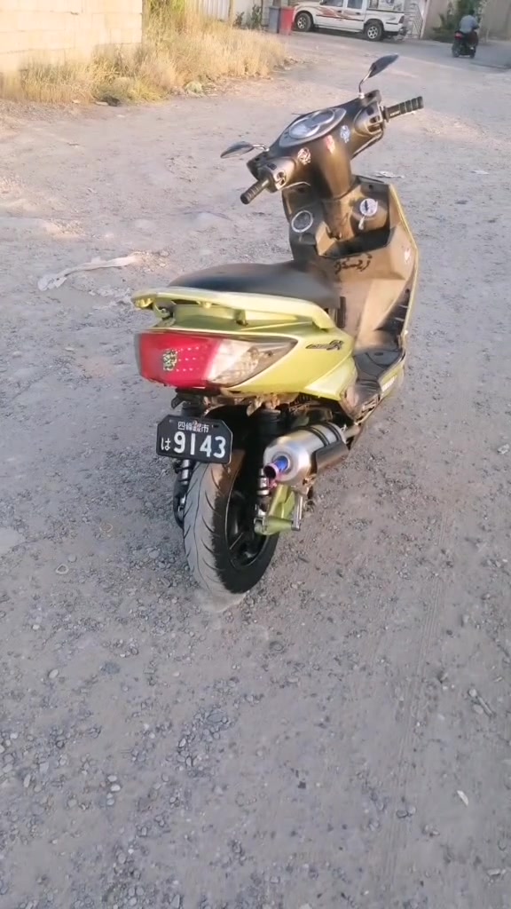 سلام عليكم دراجه سكنس لبيع الدراجه بلادي تزويد خارجي دراجه كفاله سعره 975وبيه مجال بصيط العنوان زعفرانيه اربع شوارع تواصل واتساب فقط***********
