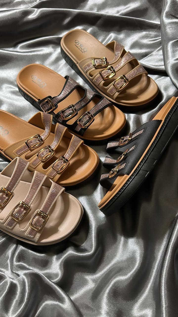 ✨ أحلى موديلات الكعب والفلات والسبورت وصلت ✨
ستايلات ناعمة وفخمة تناسب كل الإطلالات 👠👟
ألوان ترند وموديلات مريحة بجودة مرتبة
دللي طلتج بأحدث التصاميم والأسعار المناسبة 💕 روز ستور


**إذا كنت صاحب هذا الإعلان وتريد حذفه لأي سبب، رجاءا أرسل رسالة إلى الدعم الفني**