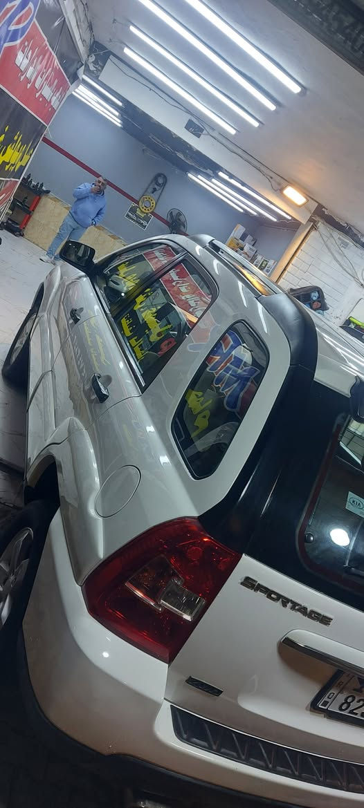 سبورتج موديل ٩ رقم بصرة انكليزي تحويل مباشر سنويه مجددة 
سيارة جاهزه من كلشي مكينة وكير حدادية كهربائيات طخم تاير تبريد تدفئة بحالة جيدة جدآ 
سيارة جاهزه وجديدة 

بيهة قطعة صبغ فقط جمالية والباقي كفالة
عامة 

للإستفسار الاتصال على الرقم الموجود 

***********

مكان السياره العمارة مركز المدينة
