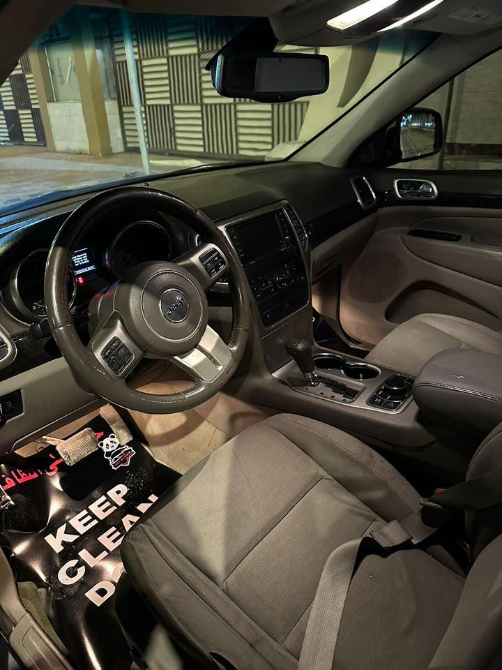 السلام عليكم للبيع فقط بدون مراوس ادوات دخول جديد مكفوله كص وكلبه وعشائر وإنتربول جاهزه للخير 

مكينه 6سنلدر 3600 

السعر 90 وبيهه مجال بسيط 

***********
