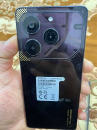 تكنو بوڤا6برو 5G ذاكره 256 عشوائيه 12+12 بطاريه 6000 الجهاز مكفول من ك...