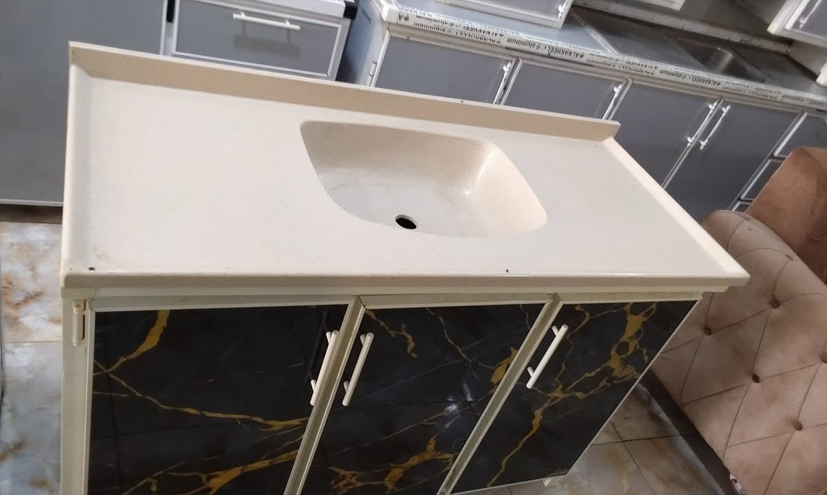 سلام عليكم محل حسين للمستعمل وجديد هلن وسهلان بكم العنوان البوبيات سواق برتقاله البزل المدفون  ***********الي يحب تفضل خاص
