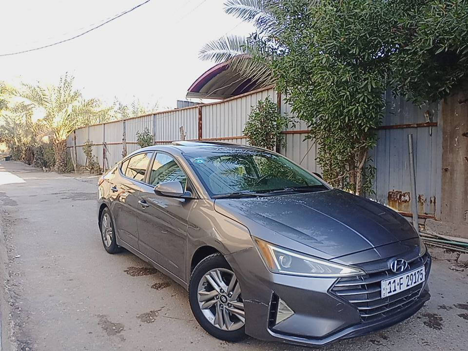 سلام عليكم ورحمه الله وبركاته 
النترا موديل 20 وارد امريكي 
حادثه جاملغ وبنيد وسونار مرفق مع صور 
فول مواصفات واحد على واحد 
بصمه وفتحه وكشنات تدفئه وسترين تدفئه كير ايتي المرغوب شاشه تخم تاير مكينه الفين دوش سياره جاهزه اي نقص ما بيه رقم بغداد انكليزي بسمي تحويل مباشر ماشيه 88 بصمه ابواب جنطه ذكيه كامره خلفيه سياره فول مواصفات واحد على واحد سعر 139 وبيه مجال بسيط 
مكان بغداد قضاء المحموديه 
الاستفسار 
***********
***********
