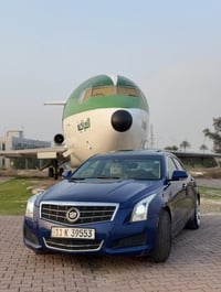 للبيع  كاديلاك ATS  2013 فول فول مواصفات لاخير  ...... محرك 2500  بدون...