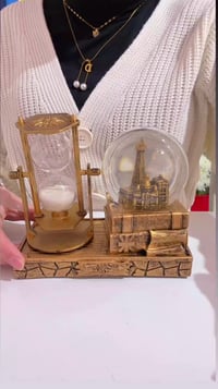 هدية • اضاءة ملونة • موسيقى