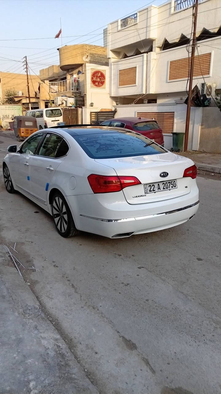 السلام عليكم
من رخصة الادمن المحترم
للبيع فقط بالنقد
كيا كادنزا 2011خليجيه رقم أربيل الدولي باسم كردي شرط التحويل بيها جاملغ خلفي صبغ فقط بدون دواخل بدون ايرباك الباقي مكفول كير ومكينه شرط الفحص 
مواصفات فول واحد على واحد ملكي
فتحه سقف بانوراما طكتين
بصمه تشغيل
بصمه أبواب 
مري شفط
كشنات جلد
تحكم ستيرن
ستيرن فاليوم
خزن ميموري 
كشنات اماميه كهرباء
تبريد قطعتين
دبل كزوز
بلوتوث أواكس
برده خلفيه كهرباء
حساسات خلفيه 
كامره دواره
لد أمامي 
براجكتور زنون
لايت زنون عالي وناصي
اناره ليليه داخليه أحمر
اشاير بالمري
يدأت نيكل
وضعية الترحيب عند الاقتراب
تبريد ثلج 
تدفئه شغاله 
تخم تاير
باتري جديد
صدر أمامي وخلفي ممتاز
ويل كب 18
كهربائيات كلها جاهزه 
السياره حلوه وجاهزه للجناي السعر 118$مجال بسيط للشراي مكاني بغداد الكرخ للاستفسار الاتصال بالرقم *********** الشراي فقط يتصل رجاءا وتعال، شوف السياره وأحكم وتدلل
