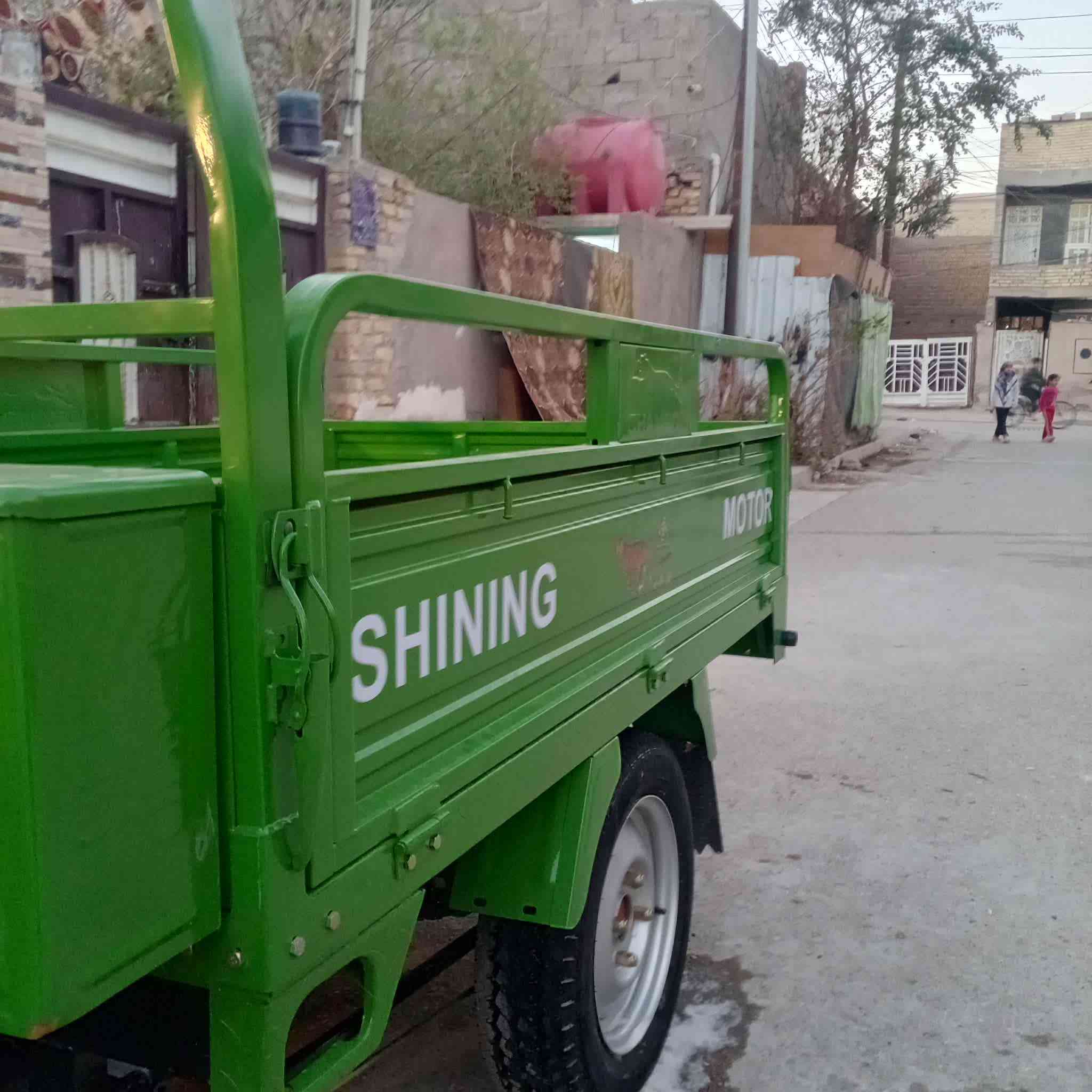 ستوته للبيع موديل26...                                                          ***********مكاني بغداد الحسينيه الراشديه                         ربلات كامله من كلشي بلجيس السعر 2800بيه مجال قليل                                                 الون💚💚💚
