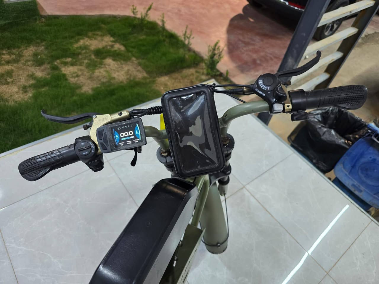 السلام عليكم
بايسكل هايبرد ⚡
الصناعه أمريكي 
كير 7 نمر 
بطاريه هايبرد 5 سراعت 
ماشي 131 km زيرو 
لايت عالي ناصي ثلجي 
صطاب خلفلي زنون 
بريكات دسكات مستشعره عنده الحركه 
مثبت سرعه 
نظام جيبأس 
تيارات جبلي جوبلس 
اي استفسار عن سعره الإتصال 
***********
