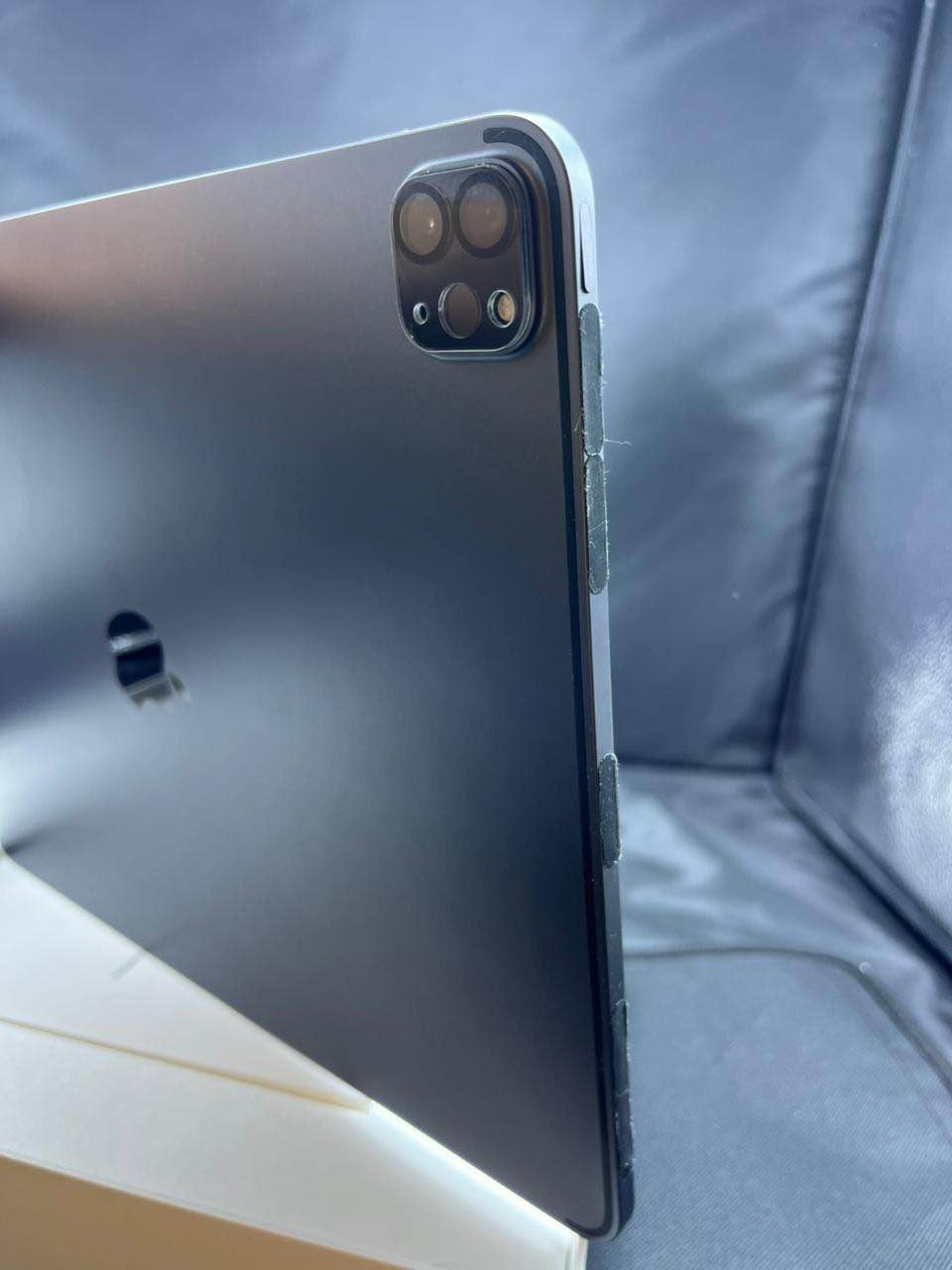 ‎ايباد برو 2020 12،9 
الذاكرة:256GB💿
البطارية:90‎%‎ 🔋 
قطع الغيار: الايباد وكالة غير مستبدل به اي ق‎ النجف, العراق


**إذا كنت صاحب هذا الإعلان وتريد حذفه لأي سبب، رجاءا أرسل رسالة إلى الدعم الفني**