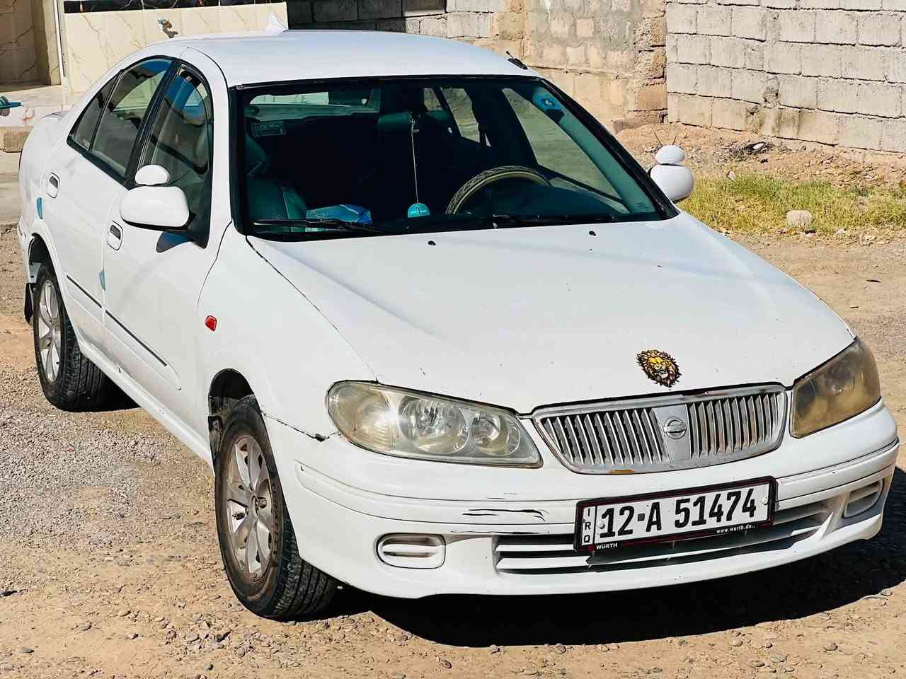 السلام عليكم مكلف بلنشر سيارة صني موديل 2001 گير ومحرك شرط رقم انگليزي اصلي ما محور سنويه لل2030 سياره جاهزه ما ناقصها شي السعر 63 
رقم صاحب السيارة (***********)

