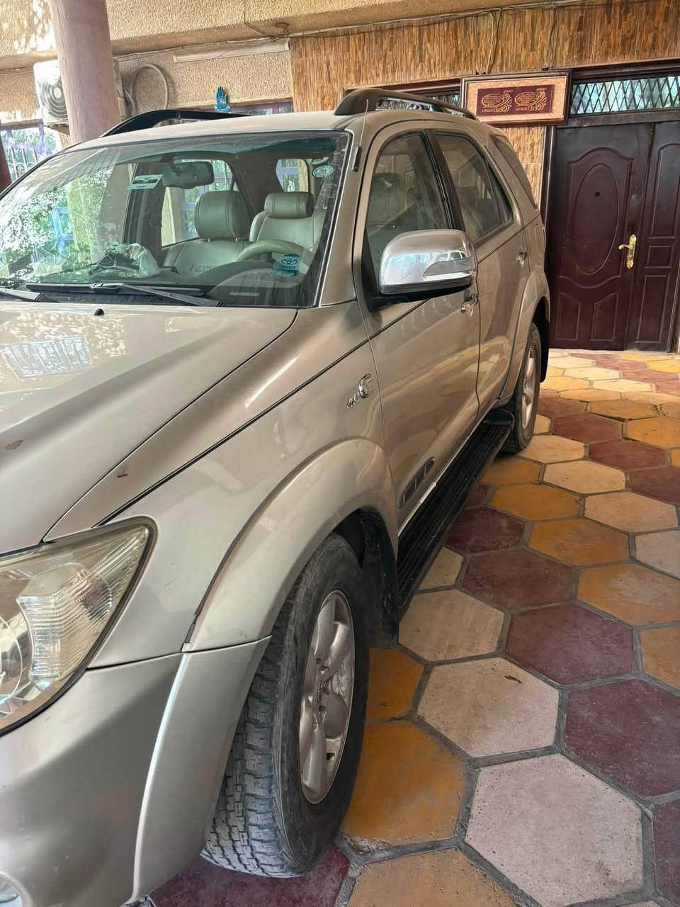 فورتشنر 2010 v6
صبغ حزام بسبب الجراد بدون ضرر ولا معجون شرط الفحص 

ماشية 395000 كم قابله للزيادة 

بدون اي نقص صدر جديد تايرات جدد باتري جديد 

بدون اي نقص 

السعر 15000 $ بي مجال 

للتوصل :***********

مكان السيارة : بغداد / العطيفية

بيع فقط بدون مراوس
