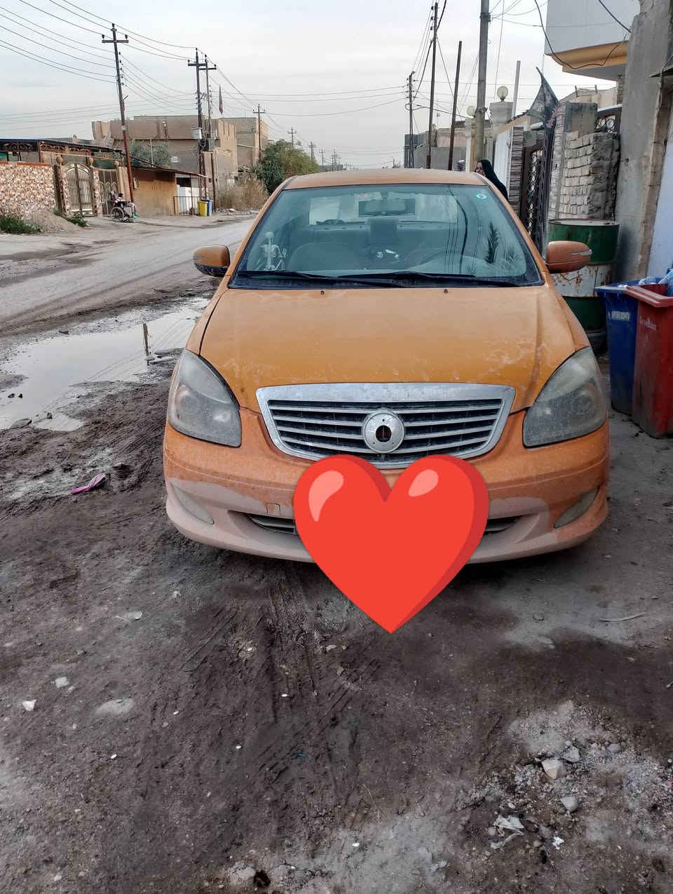 جيلي موبل رقم بغداد موديل12سنويه 31  رقم الماني نكليزي تحويل ثاني يوم مثل البصور سياره حت مامغسوله ولا بيها خياسات دور اربعه ودوس ثنين سياره بسمي سعره 27وبيها مجال رقم مامتواجد علخاص. *********** للعلم داخلها جديد بس سياره مهموله ومامغسوله سياره
