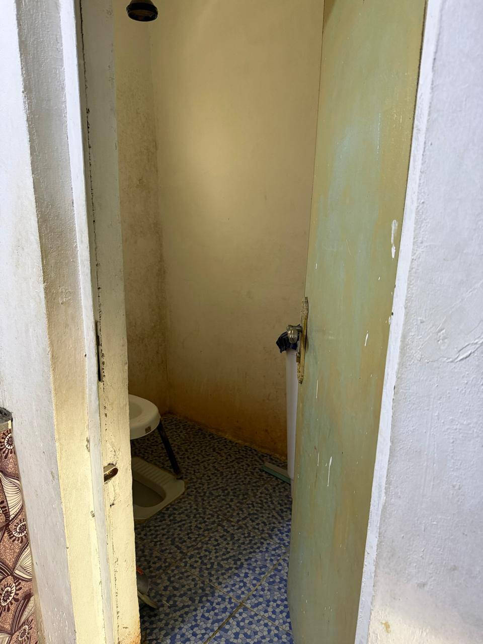 السلام عليكم متاح قطعة أرض مساحه 150 بيها بناء هول وغرفه وحمام سبع البور مجمع المختار السكني واتس اب👈 ***********
