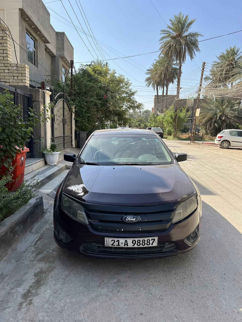 السلام عليكم السعر 82 وبيها مجال
فورد فيوجن 2011 
اربعه سلندر 2500 المرغوب 
لون عنابي رقم مميز الجديد
كير مكينه بشرط  تبريد ثلج السياره نقصها صدر امامي فقط
بيها اربع قطع صبغ بدون دواخل 
السياره حلوة وقويه بالعافيه على الياخذها
***********
