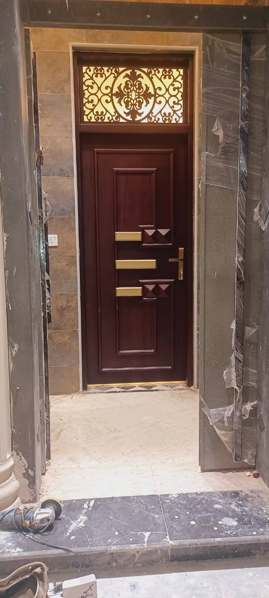 السلام عليكم نجار متفرغ هاذه عملي واذا في كربلاء بعد احسن واشتغل جميع المحافظات
***********هاذه رقم الاتصال 
***********وات ساب فقط
