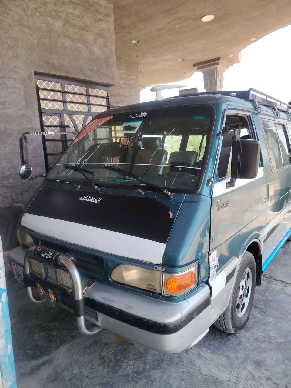 سلام عليكم  كيه بسته موديل  95  البيع  سياره بلاديه من البجم البجم قطرت صبق مابيه شواصي   بلادي  شركه  كير شركه  محرك  بي  تنقيص شي بصيط  تخم تاير   اكسن جديد شركه  سايد بريك شركه  كهرباياته كله شغاله    55وبيه مجال ***********
